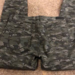 Blank nyc camo skinny jeans